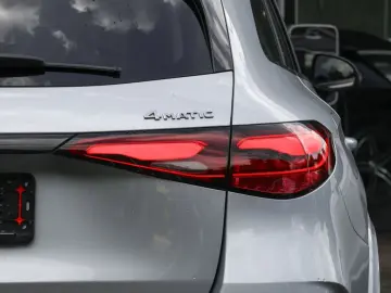 MERCEDES-BENZ GLC 300 e 4M AMG-Sport AHK DIGITAL 360 Night