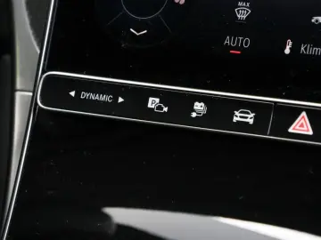 MERCEDES-BENZ GLC 300 e 4M AMG-Sport AHK DIGITAL 360 Night