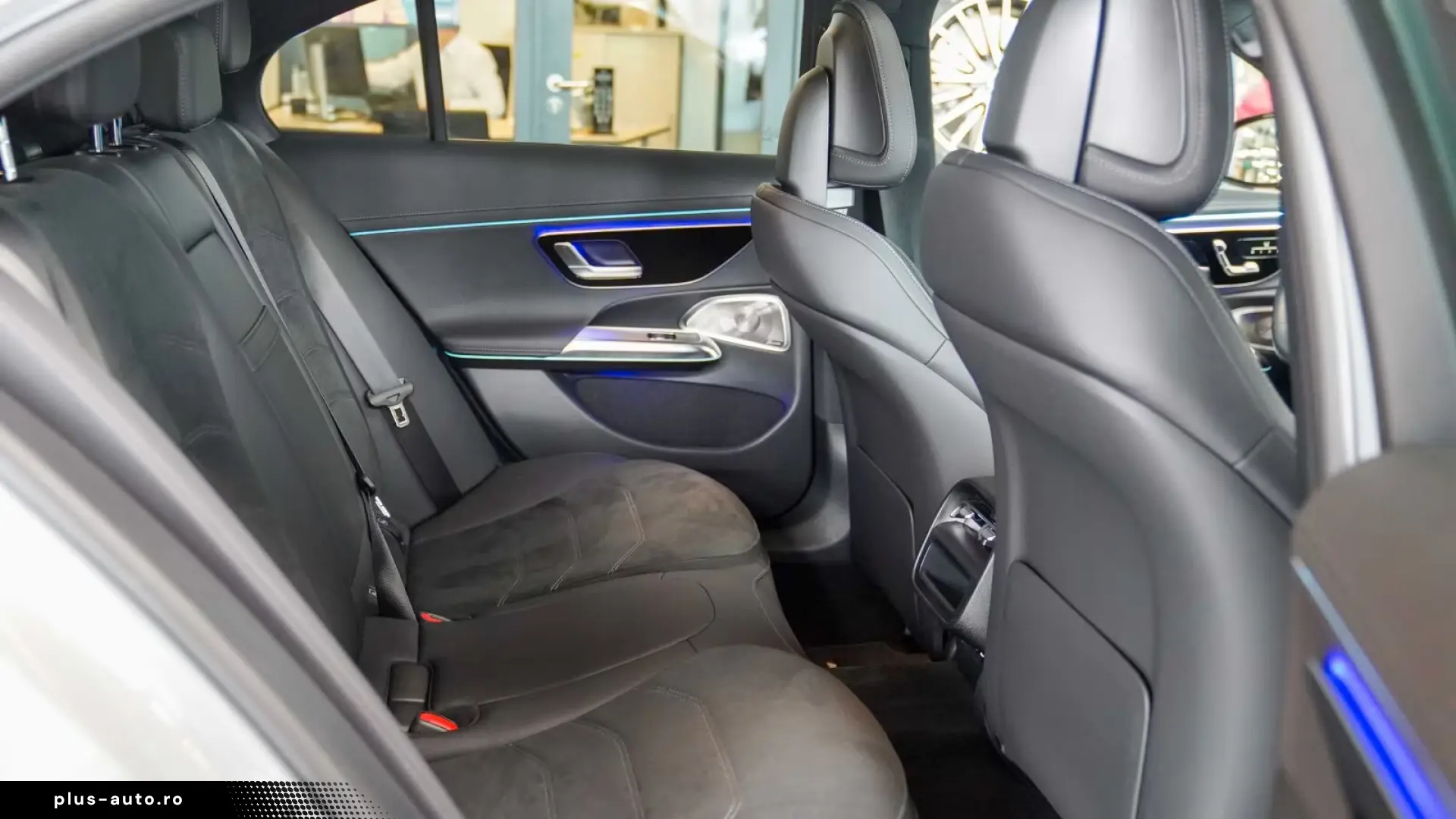 MERCEDES-BENZ E-Class 2025 — imagine 8