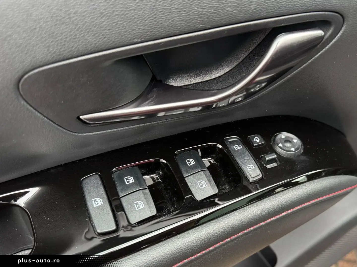 HYUNDAI Tucson N Line HEV   360    SITZKLIMATISIERUNG