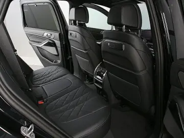 BMW X5 xDr. 30dA M Sport AHK Panorama ACC Park  H&K
