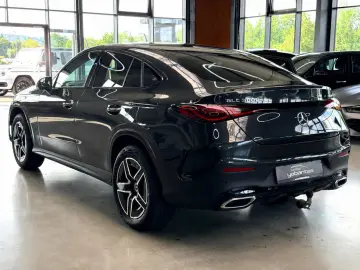 MERCEDES-BENZ GLC 300e 4M AMG Night Pano Head-Up Burmester