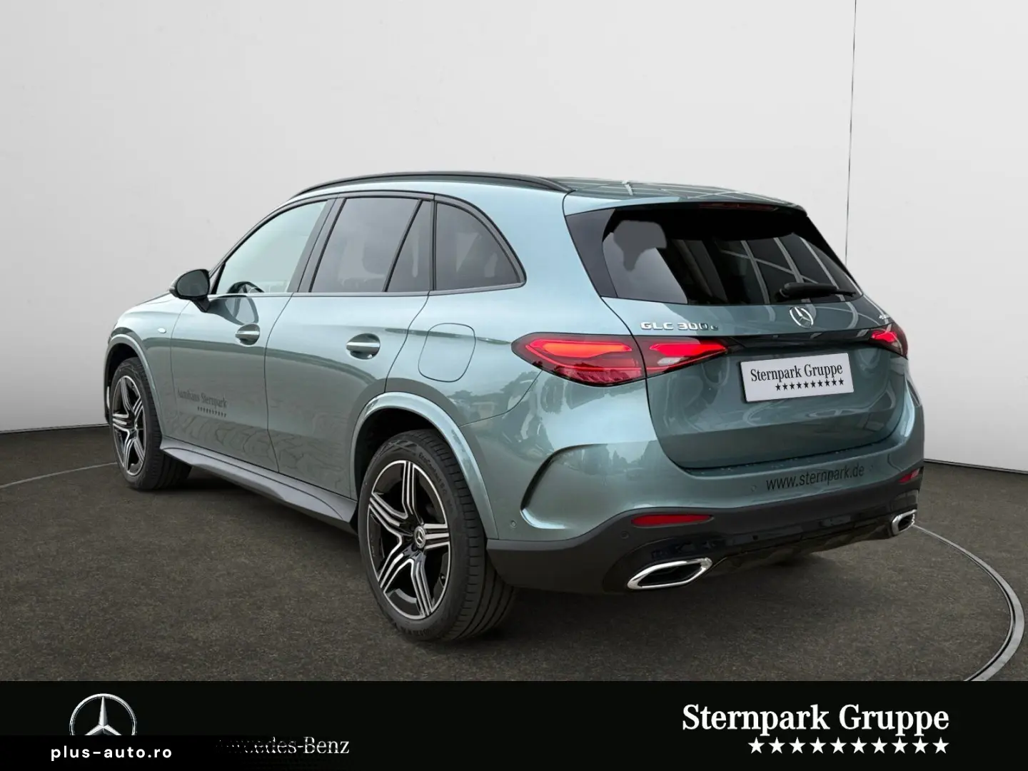 MERCEDES-BENZ GLC 300 e 4M AMG Distro Kamera Night Memory