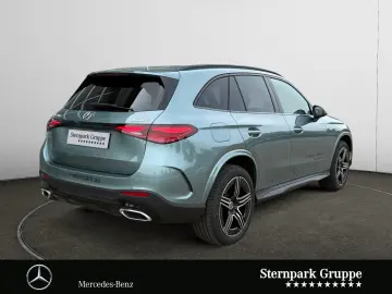 MERCEDES-BENZ GLC 300 e 4M AMG Distro Kamera Night Memory