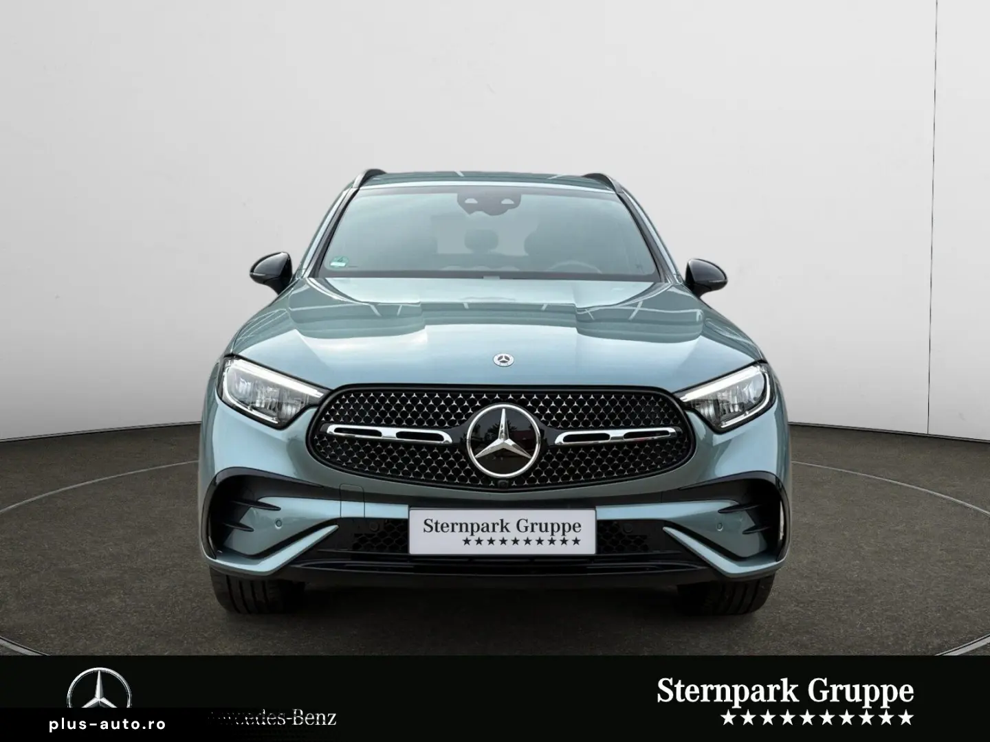 MERCEDES-BENZ GLC 300 e 4M AMG Distro Kamera Night Memory