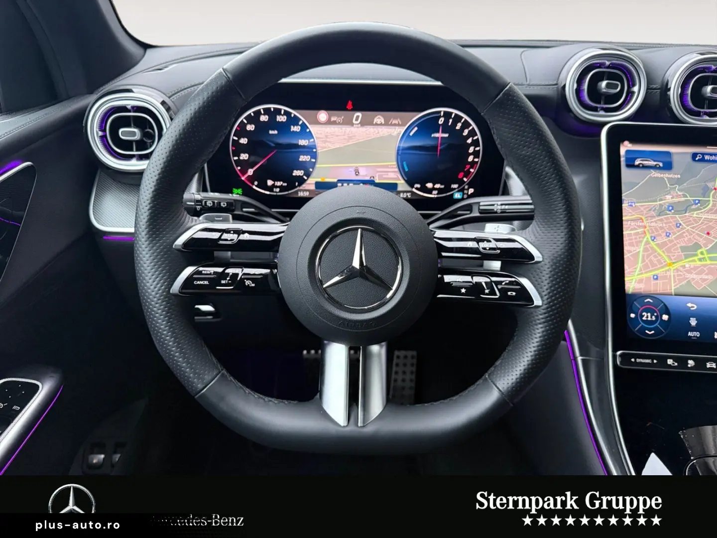 MERCEDES-BENZ GLC 300 e 4M AMG Distro Kamera Night Memory