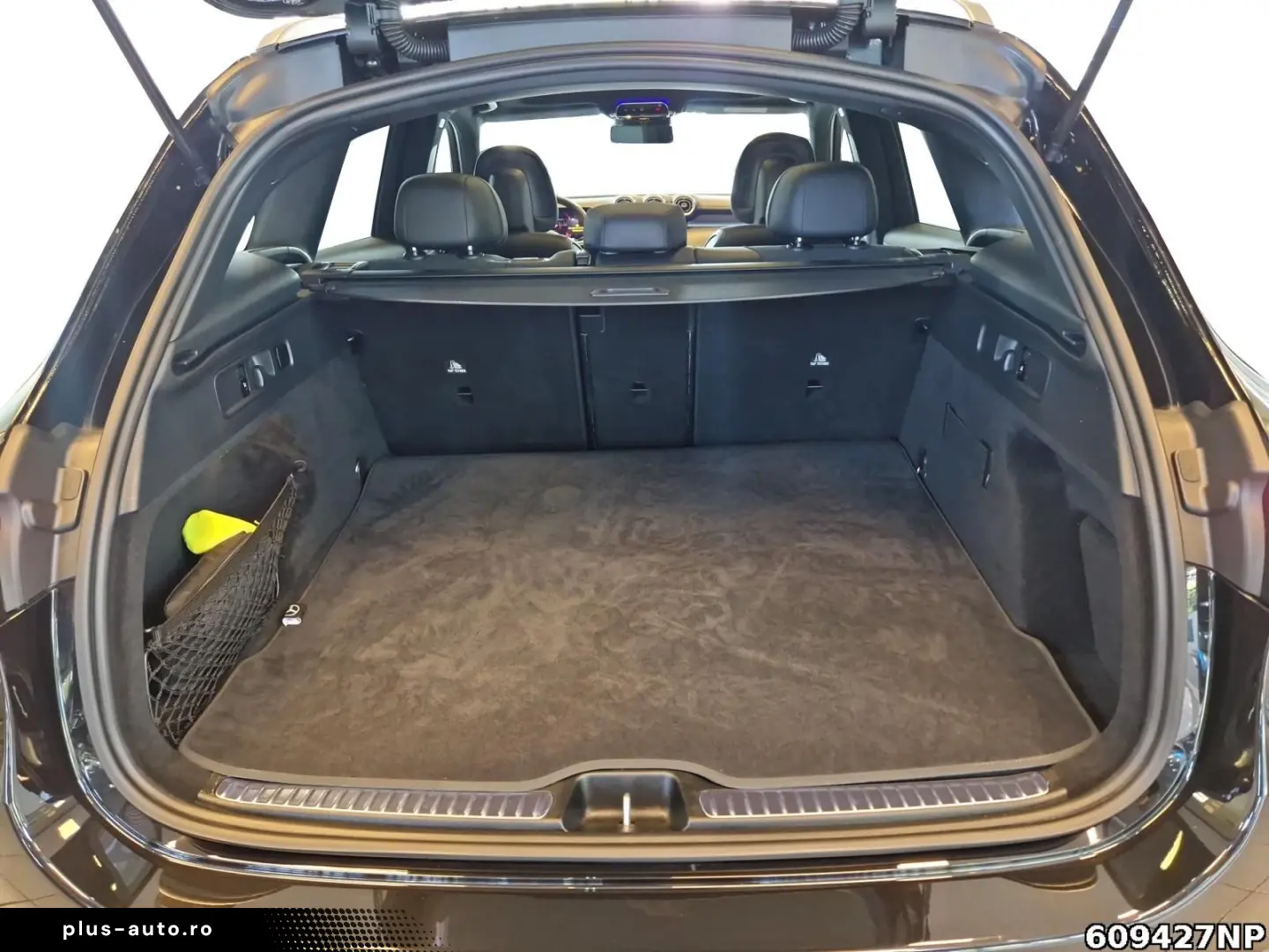 MERCEDES-BENZ GLC 300 4M AMG  DigitalLight Pano AHK Memory