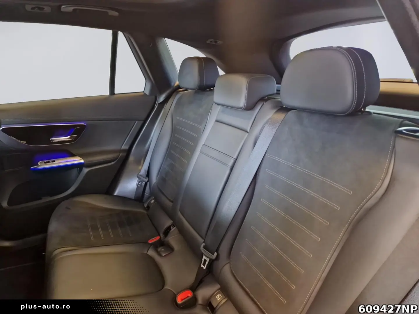 MERCEDES-BENZ GLC 300 4M AMG  DigitalLight Pano AHK Memory