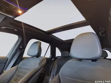MERCEDES-BENZ GLC 300 4M AMG  DigitalLight Pano AHK Memory
