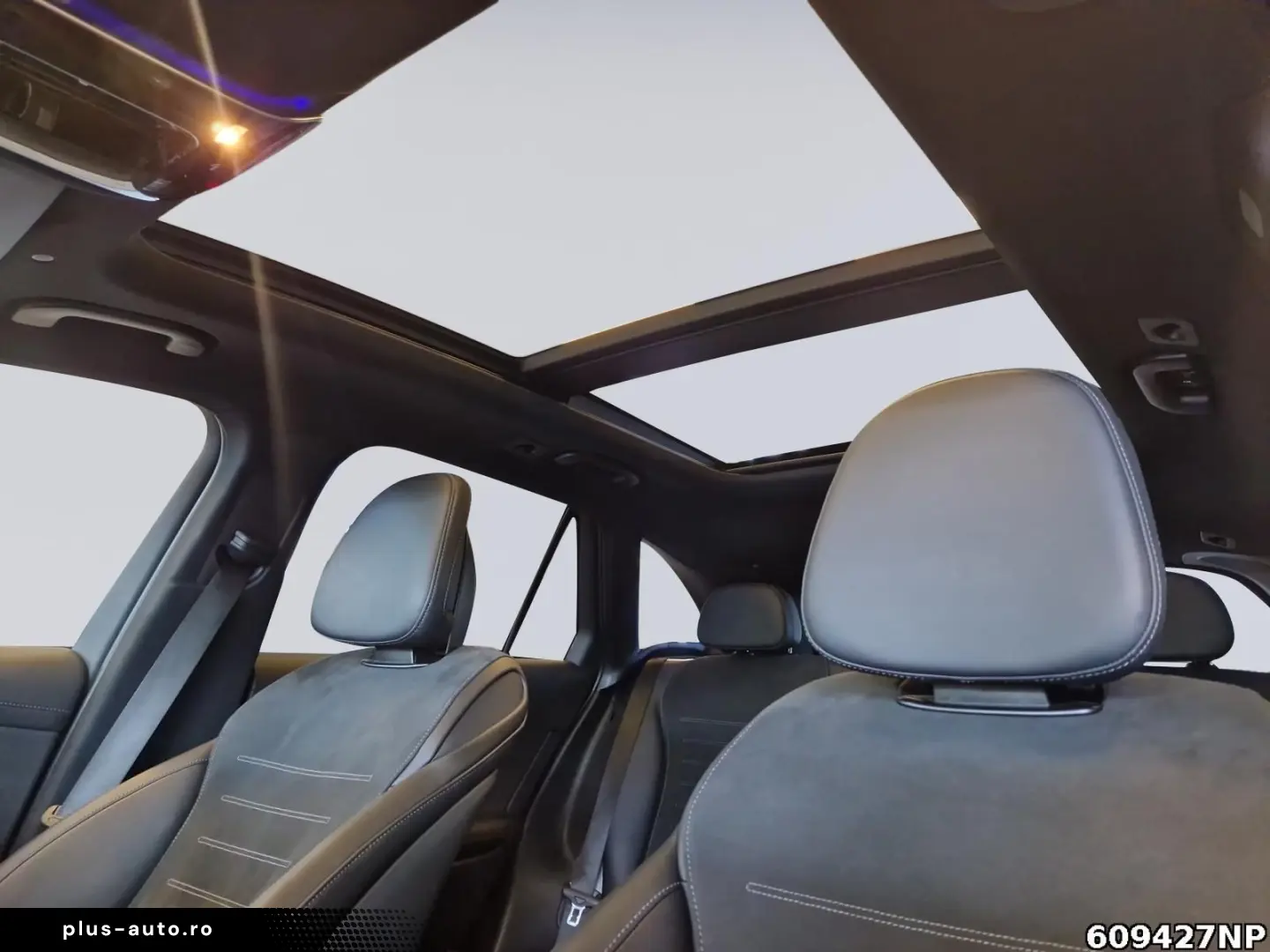 MERCEDES-BENZ GLC 300 4M AMG  DigitalLight Pano AHK Memory