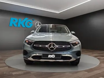 MERCEDES-BENZ GLC 300 e 4M Coupé PANORAMA DISTRONIC