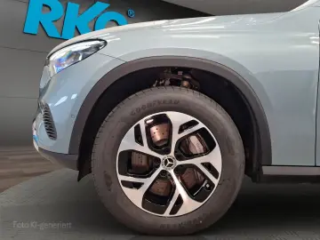 MERCEDES-BENZ GLC 300 e 4M Coupé PANORAMA DISTRONIC