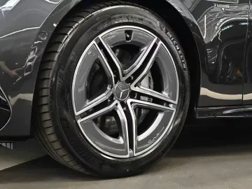 Mercedes-Benz E 53 AMG Hybrid 4M