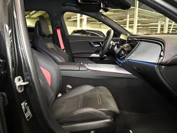 Mercedes-Benz E 53 AMG Hybrid 4M