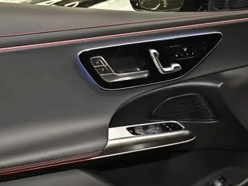 Mercedes-Benz E 53 AMG Hybrid 4M