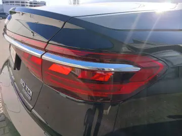 AUDI A8 50 TDI qu. tiptronic  PANO StdHz HuD AHK ACC