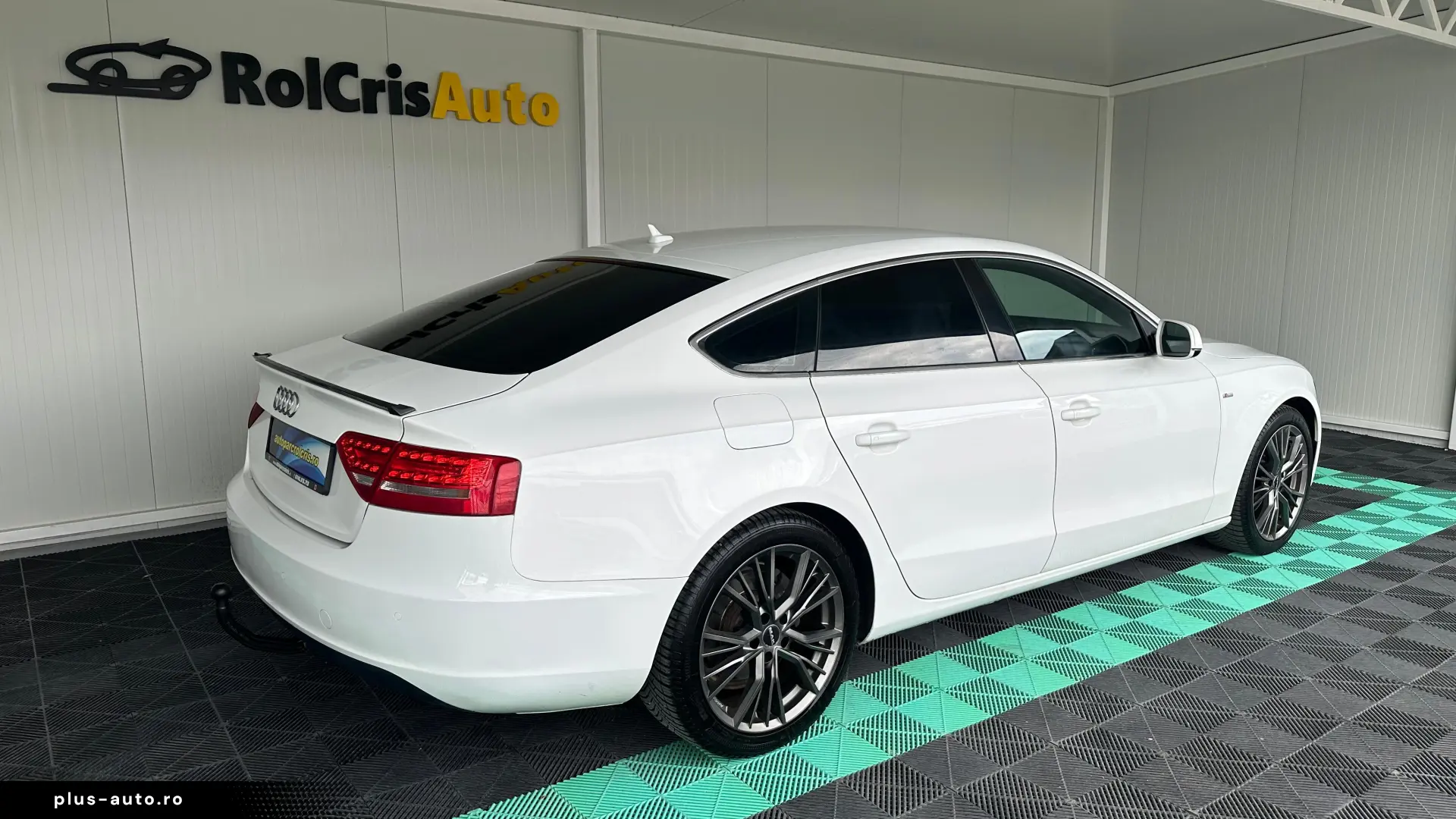 Audi A5 2.0 Diesel 143 CP An 2011