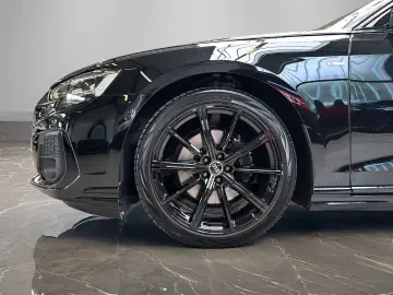 AUDI A8 50 TDI quattro  S-LINE HD-MATRIX 360  MASSAGE