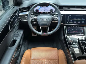 AUDI A8 50 TDI quattro  S-LINE HD-MATRIX 360  MASSAGE