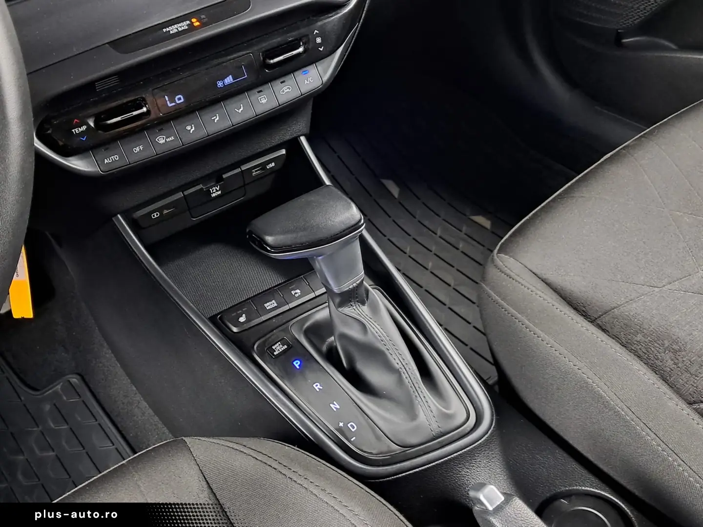 HYUNDAI Bayon 2022 — imagine 22