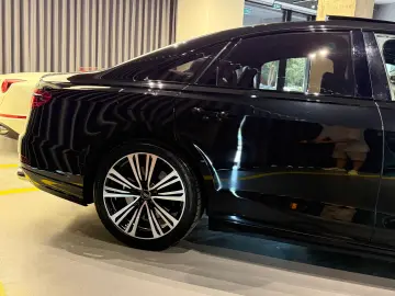 Audi A8 60TFSIe Quattro S-Line