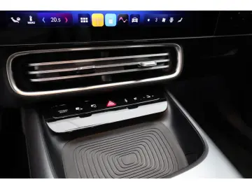 Mercedes-Benz CLA 200 Prog. AMG AHK Pano Distronic
