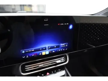 Mercedes-Benz CLA 200 Prog. AMG AHK Pano Distronic