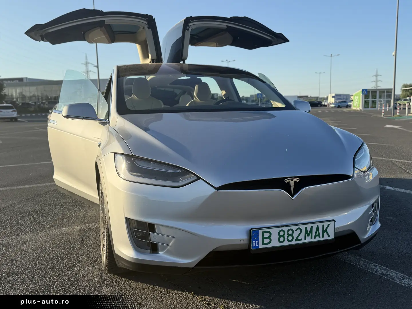 TESLA Model X 2018