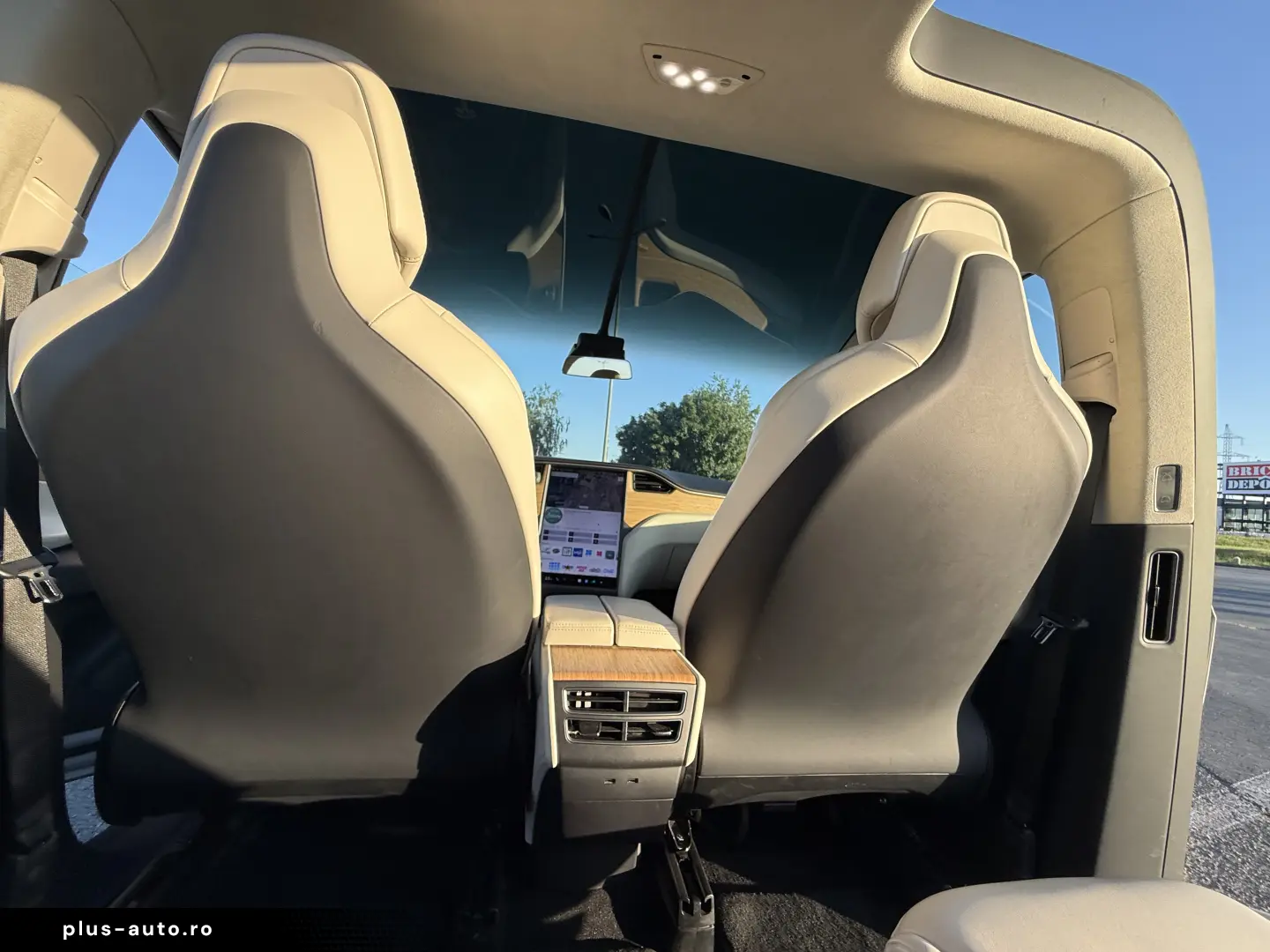 TESLA Model X 2018 — imagine 15