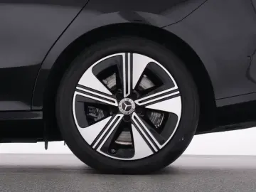 Mercedes-Benz CLA 200 PROGRESSIVE NIGHT SUPERSCREE