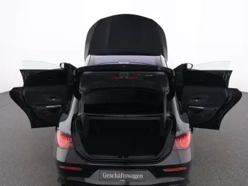Mercedes-Benz CLA 200 PROGRESSIVE NIGHT SUPERSCREE