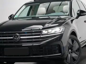 Volkswagen Touareg 3.0 TDI 4M Elegance   Finanțare Leasing