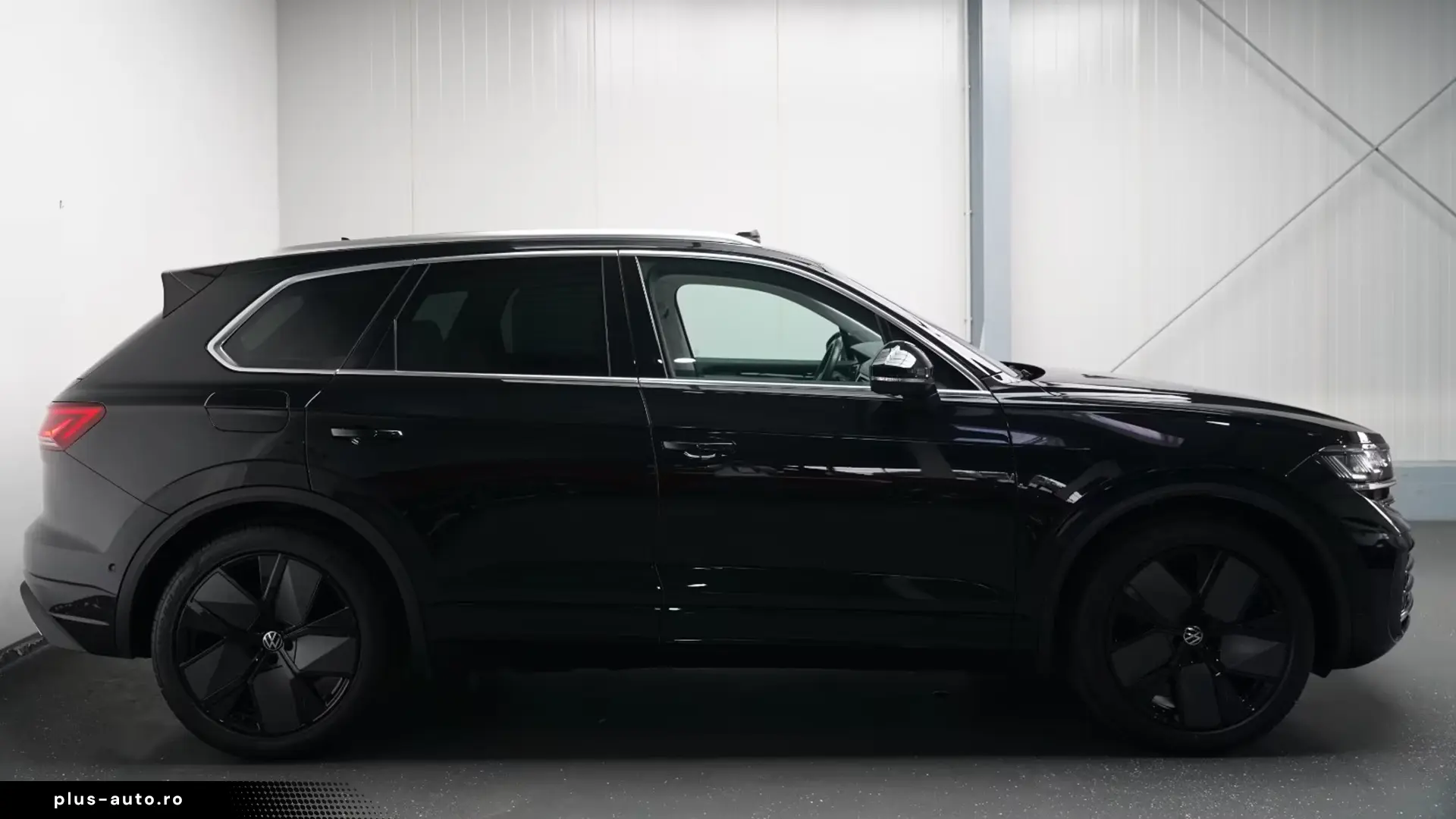 Volkswagen Touareg 3.0 TDI 4M Elegance   Finanțare Leasing