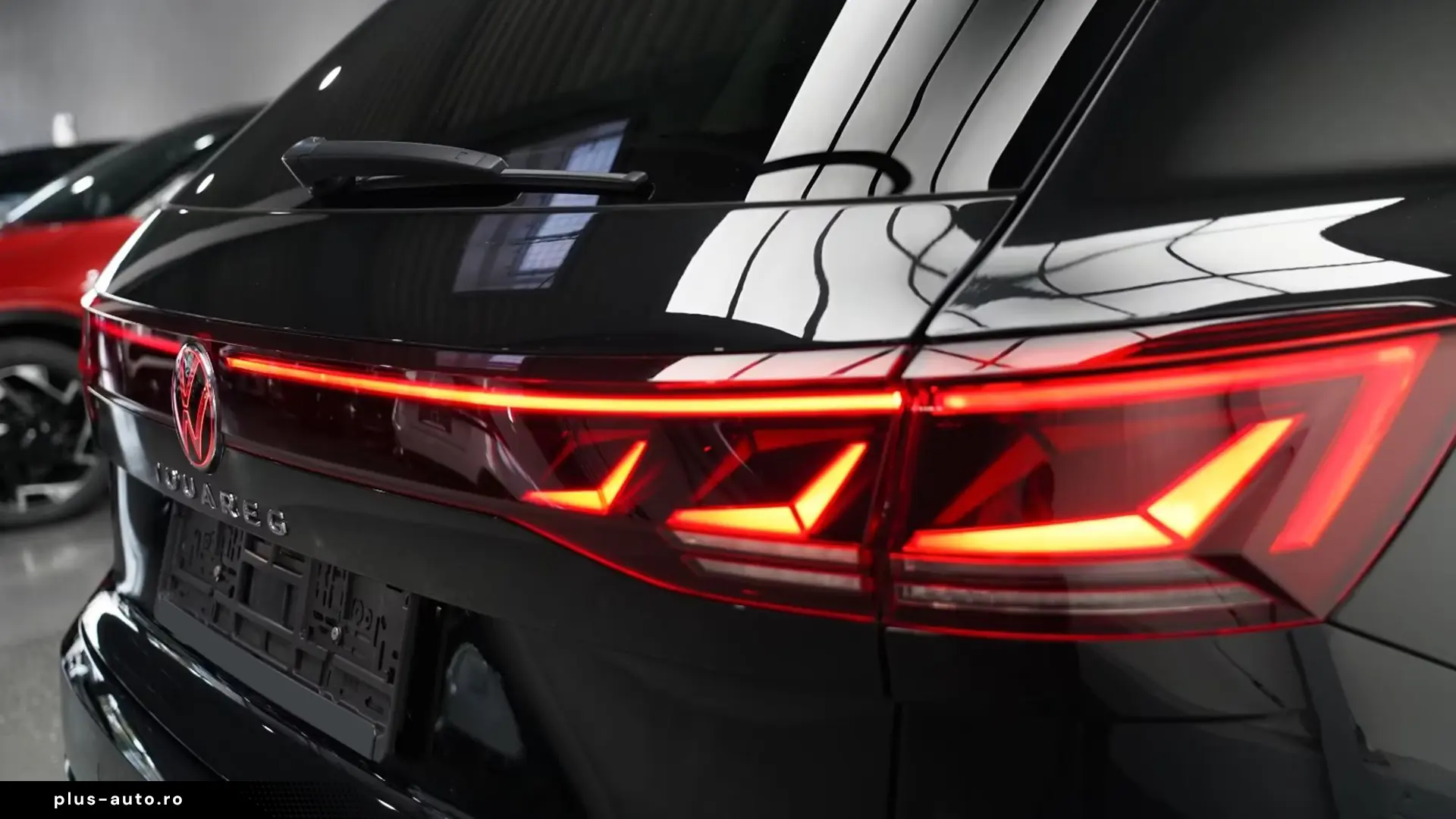 Volkswagen Touareg 3.0 TDI 4M Elegance   Finanțare Leasing