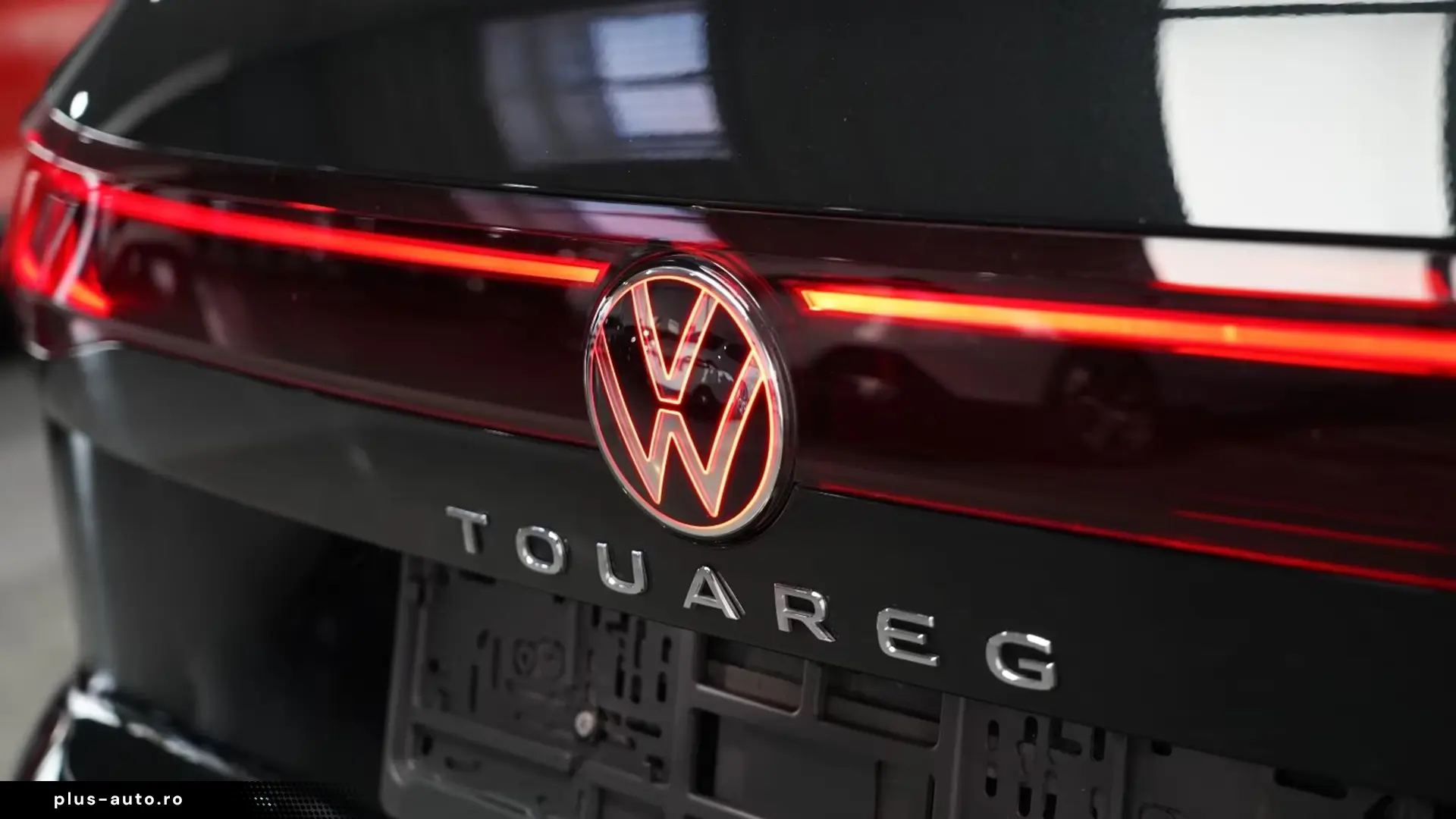 Volkswagen Touareg 3.0 TDI 4M Elegance   Finanțare Leasing