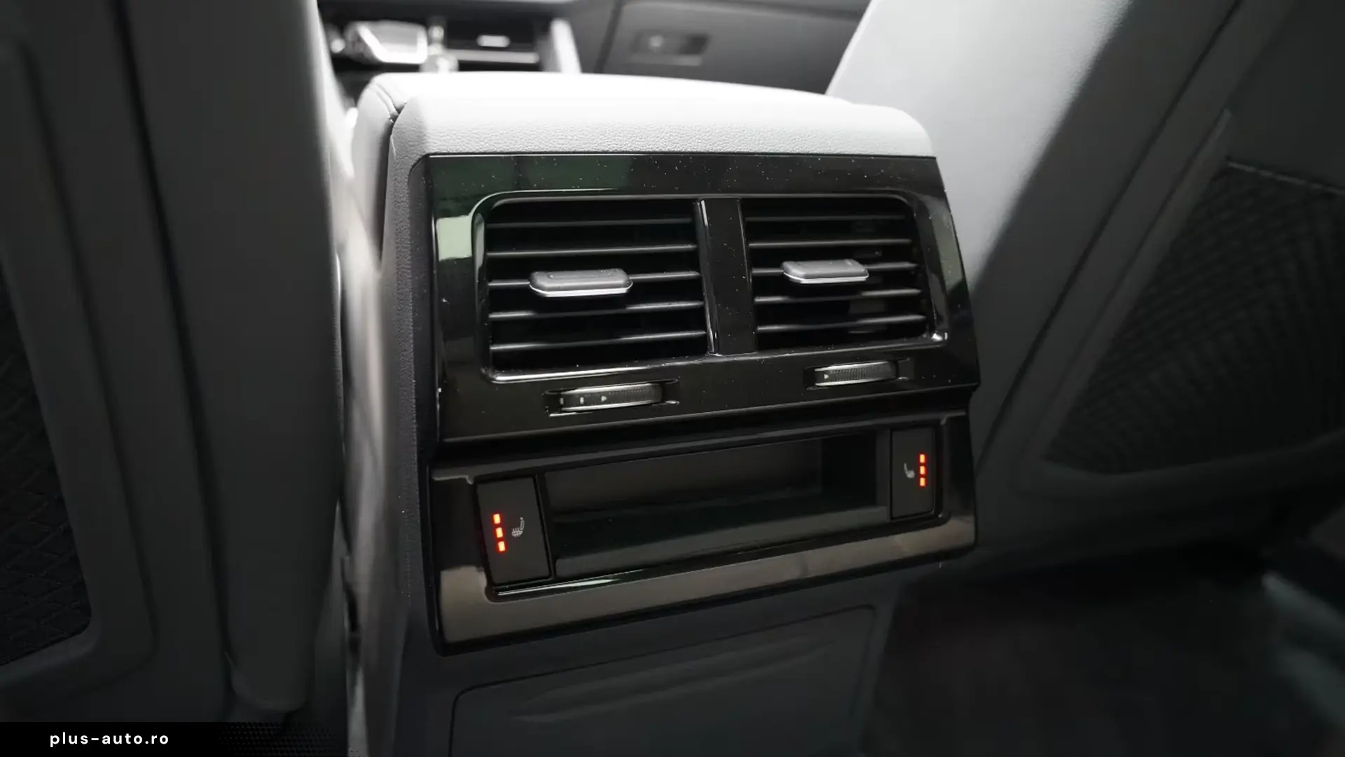 Volkswagen Touareg 3.0 TDI 4M Elegance   Finanțare Leasing