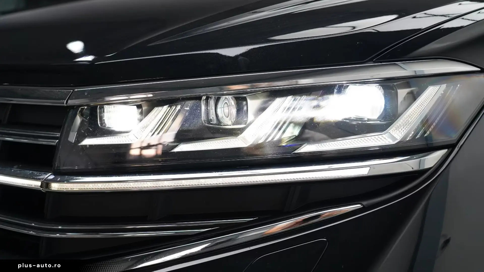 Volkswagen Touareg 3.0 TDI 4M Elegance   Finanțare Leasing