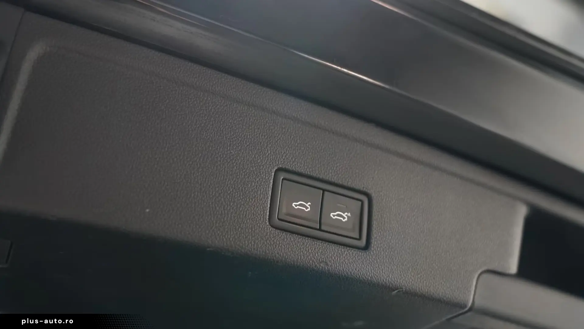 Volkswagen Touareg 3.0 TDI 4M Elegance   Finanțare Leasing