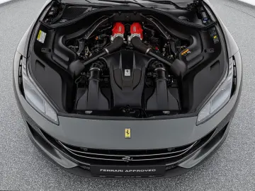 FERRARI Portofino