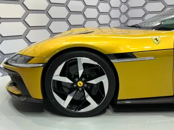 Ferrari 12Cilindri   FULL CARBON   Montecarlo Sound Lift