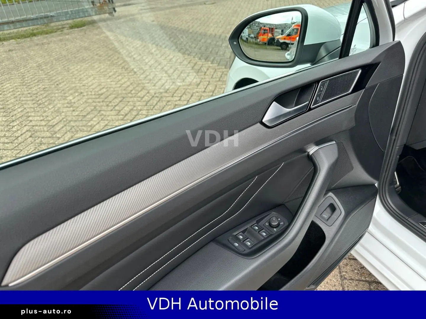 VW Passat Var. 2.0 TDI R-Line 4Motion