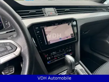 VW Passat Var. 2.0 TDI R-Line 4Motion