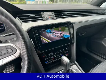 VW Passat Var. 2.0 TDI R-Line 4Motion