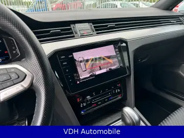 VW Passat Var. 2.0 TDI R-Line 4Motion