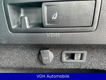 VW Passat Var. 2.0 TDI R-Line 4Motion