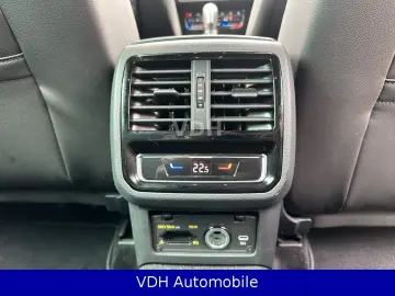 VW Passat Var. 2.0 TDI R-Line 4Motion