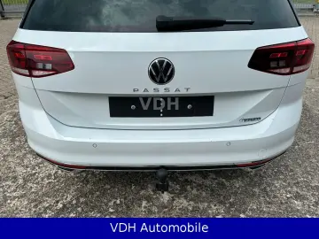 VW Passat Var. 2.0 TDI R-Line 4Motion