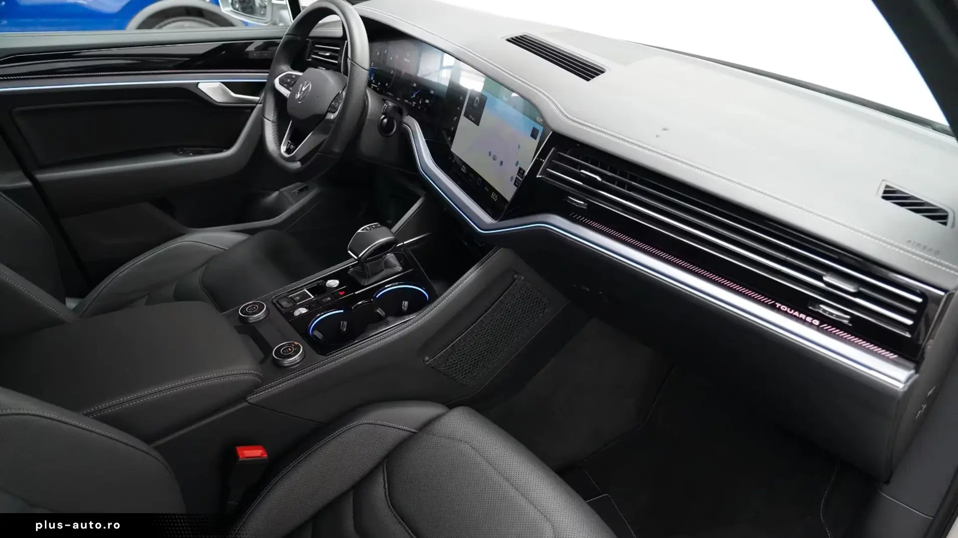 Volkswagen Touareg 3.0 TDI 4M R-Line   Finanțare Leasing