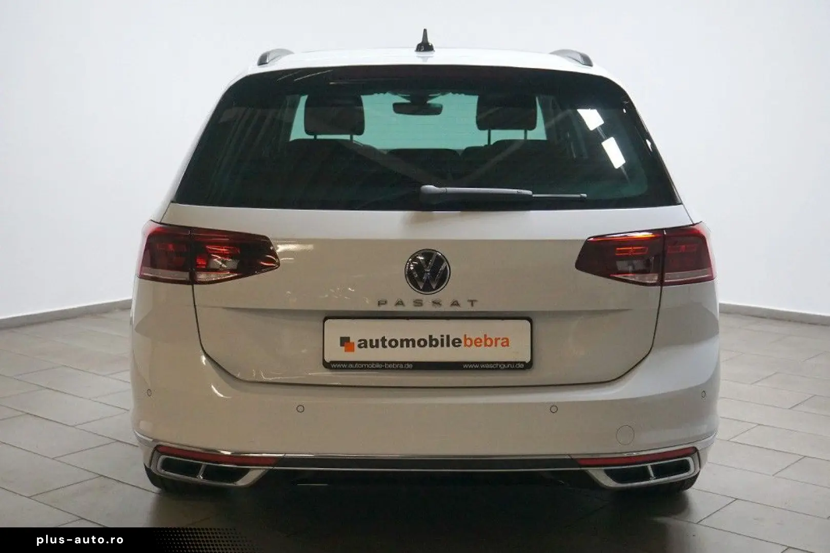 VW Passat 2.0TDI DSG R-Line Virtual Pano Navi ACC