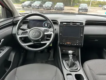 HYUNDAI Tucson 1.6 T-GDI 48V  LED KAMERA